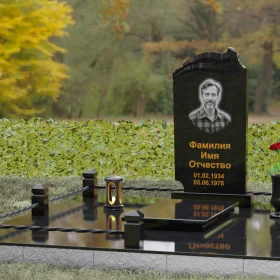 Гранитный светский вертикальный памятник - П149