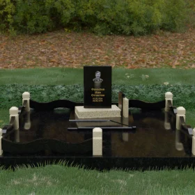 Памятник на могилу П204